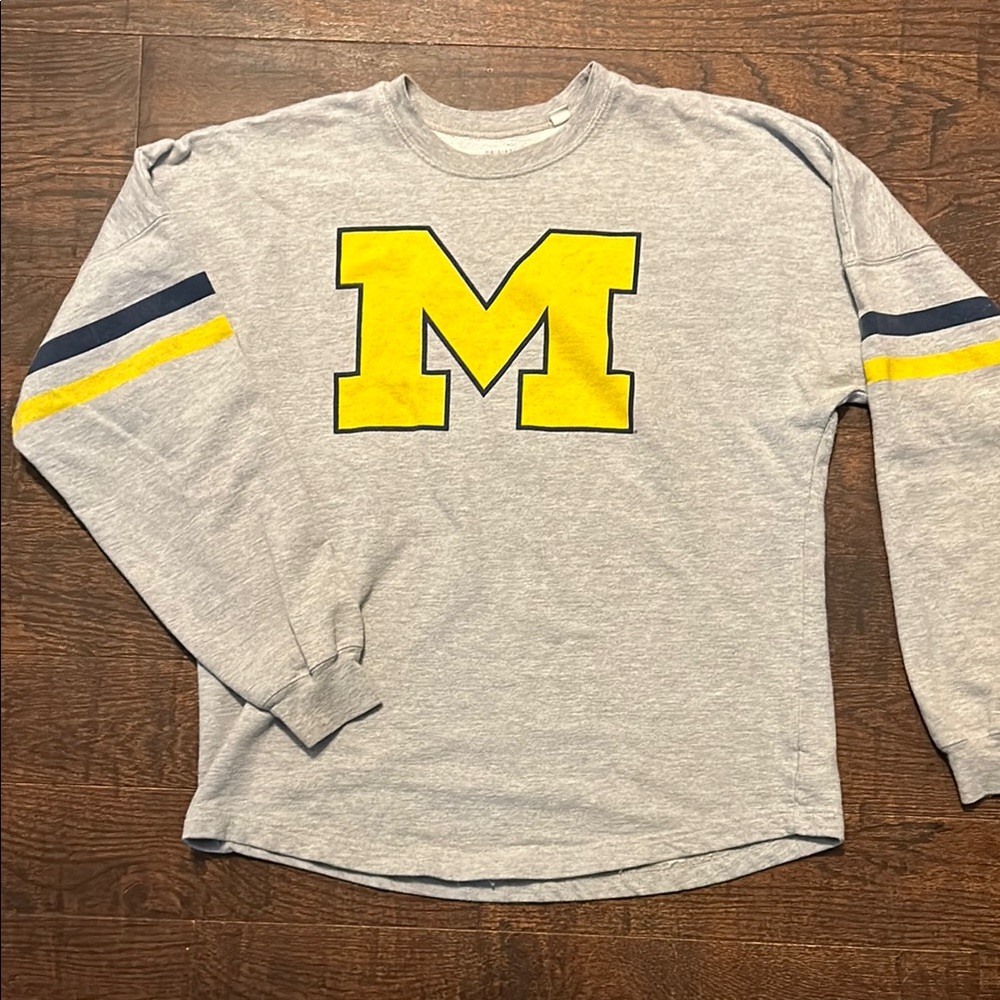 Women’s University of Michigan oversized retro Gray Sweatshirt pullover size S